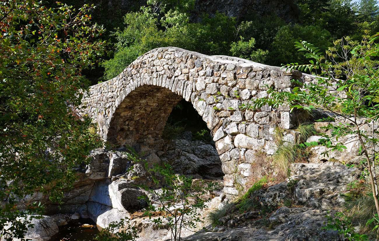 le pont Romain sur le Rieuclar